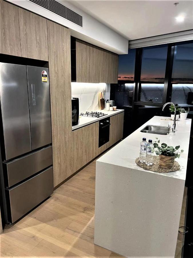 2 Bedroom Luxurious Family Apartment Next To Pacific Fair - Broadbeach Gold Coast Gc22 외부 사진