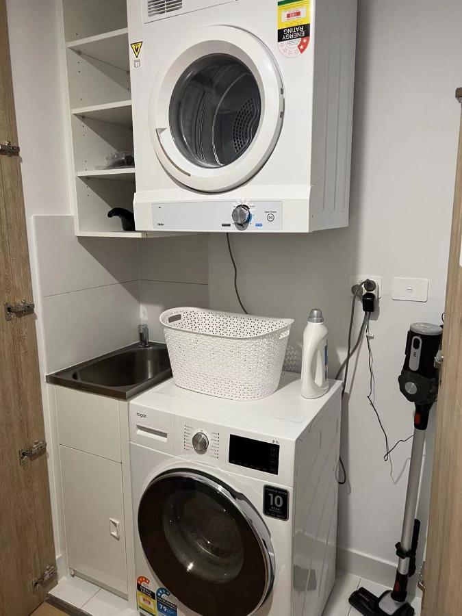 2 Bedroom Luxurious Family Apartment Next To Pacific Fair - Broadbeach Gold Coast Gc22 외부 사진