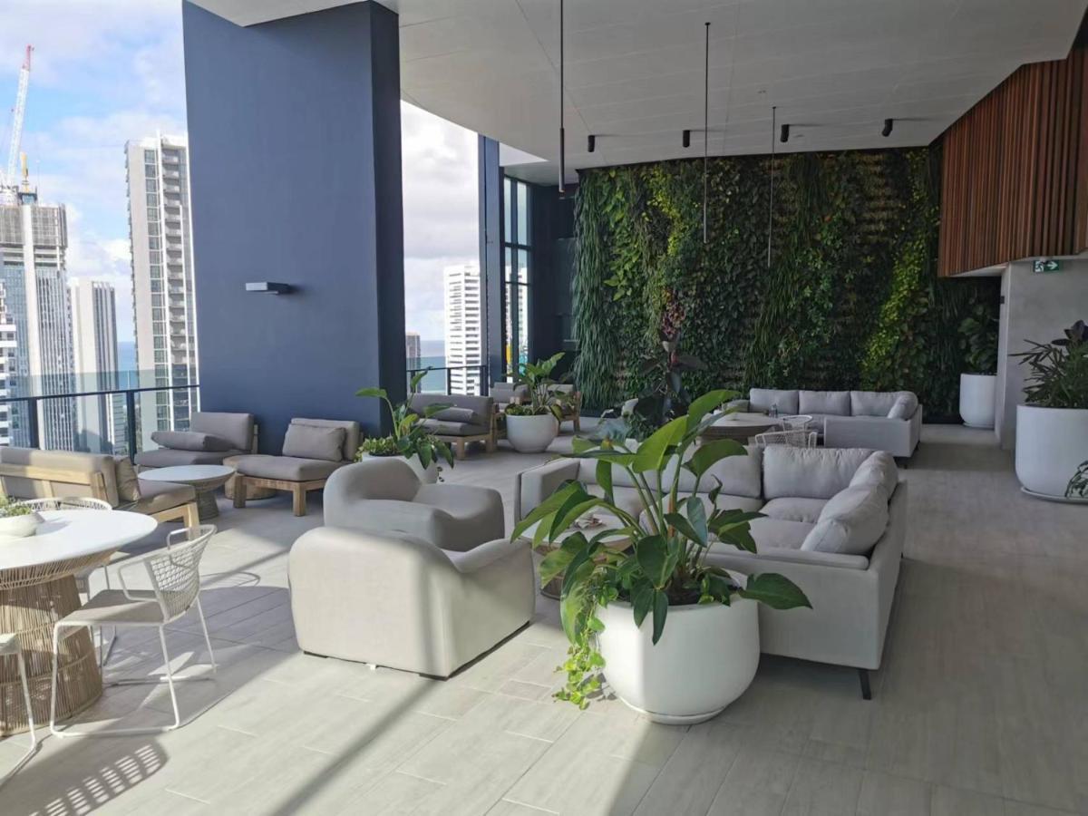 2 Bedroom Luxurious Family Apartment Next To Pacific Fair - Broadbeach Gold Coast Gc22 외부 사진