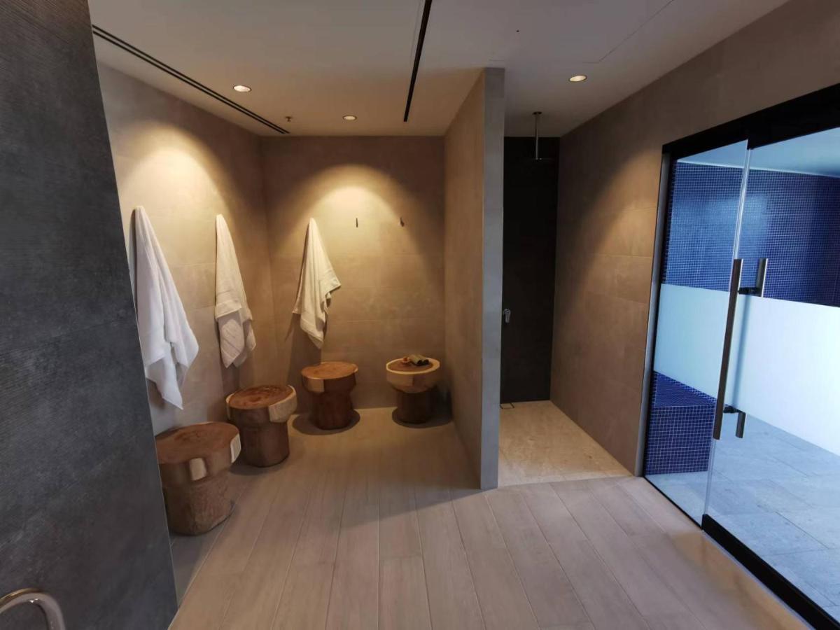 2 Bedroom Luxurious Family Apartment Next To Pacific Fair - Broadbeach Gold Coast Gc22 외부 사진