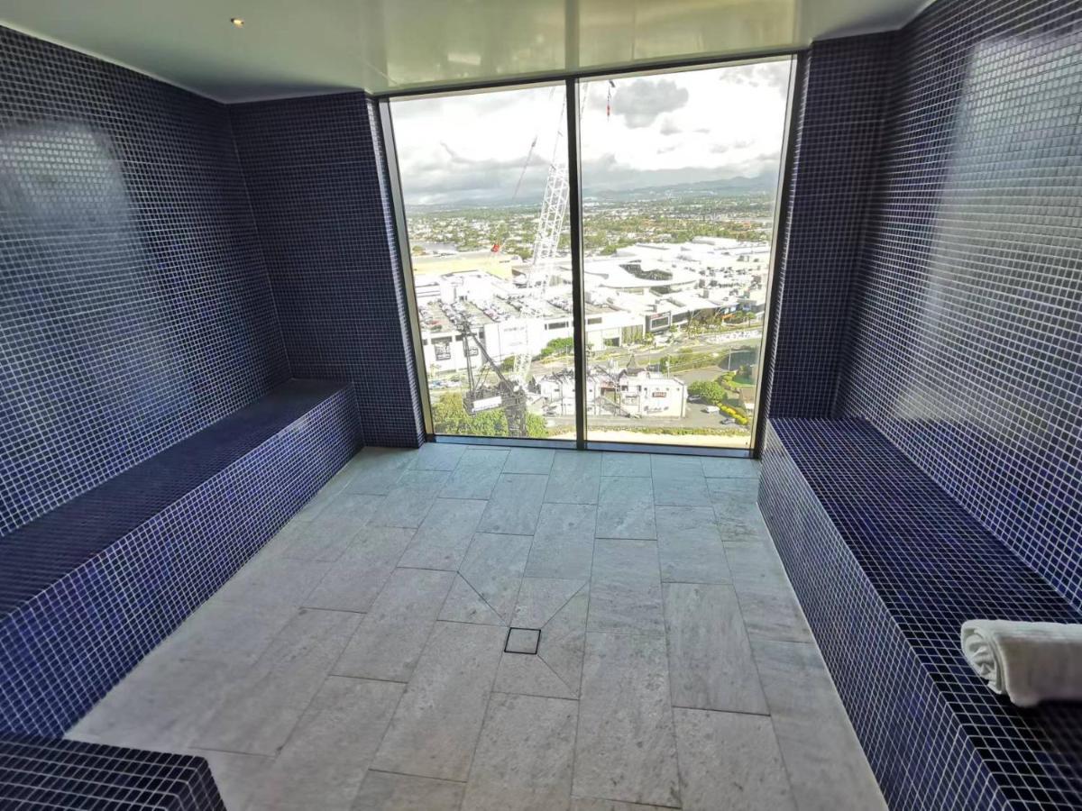 2 Bedroom Luxurious Family Apartment Next To Pacific Fair - Broadbeach Gold Coast Gc22 외부 사진