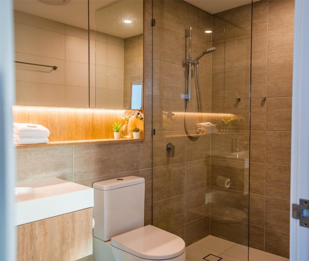 2 Bedroom Luxurious Family Apartment Next To Pacific Fair - Broadbeach Gold Coast Gc22 외부 사진
