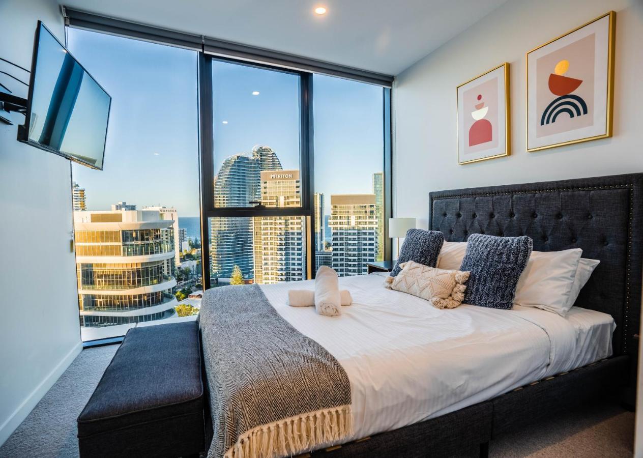 2 Bedroom Luxurious Family Apartment Next To Pacific Fair - Broadbeach Gold Coast Gc22 외부 사진